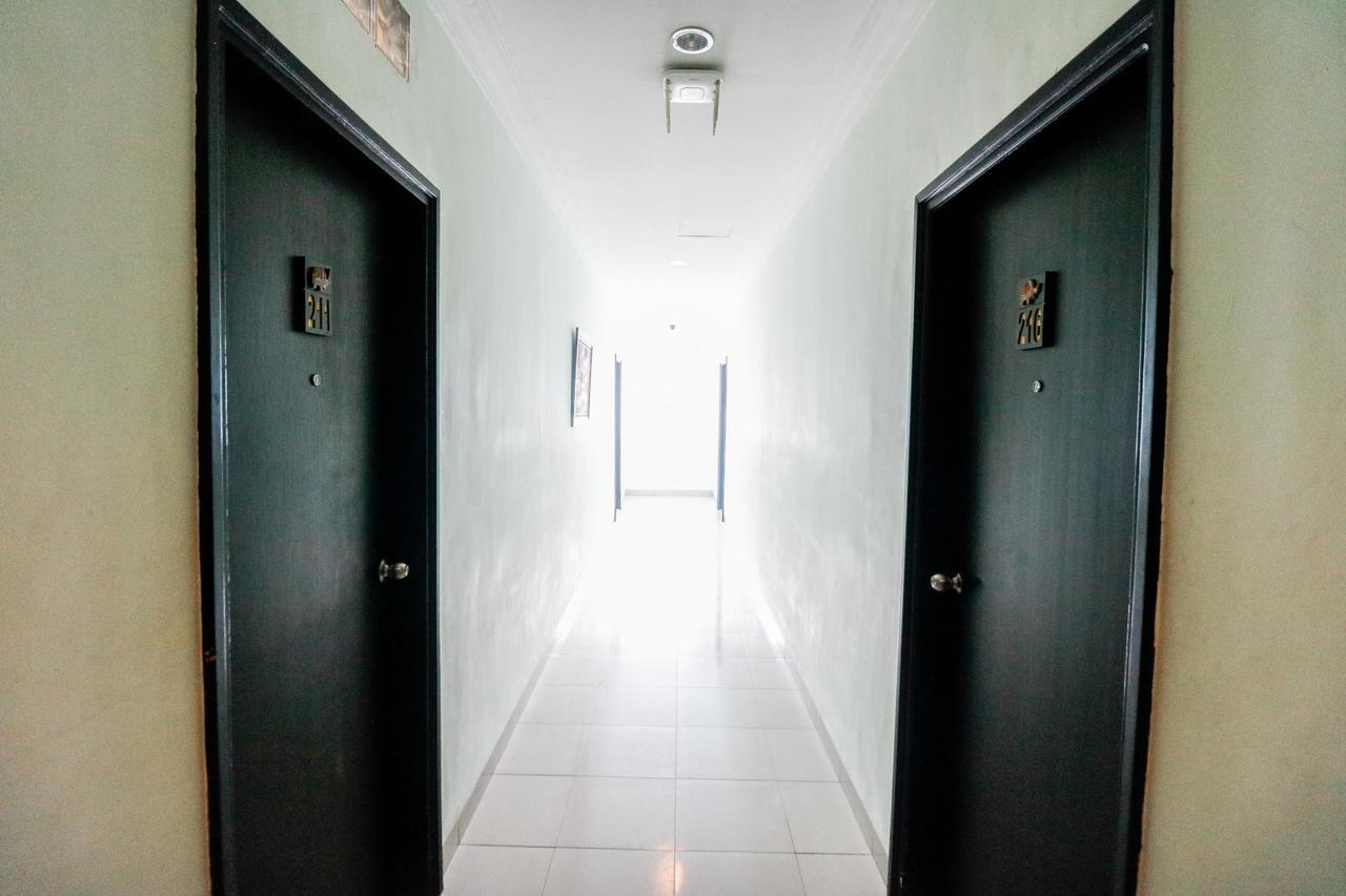 Reddoorz Plus @ Jalan Dr Sutomo Пеканбару Экстерьер фото